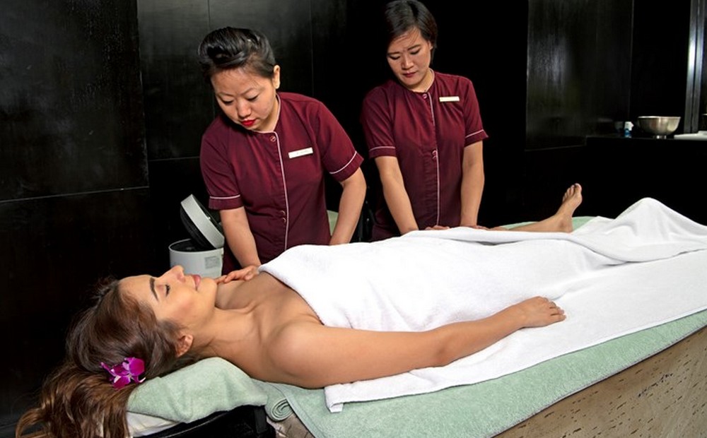 Four Hand Massage Four Hand Massage